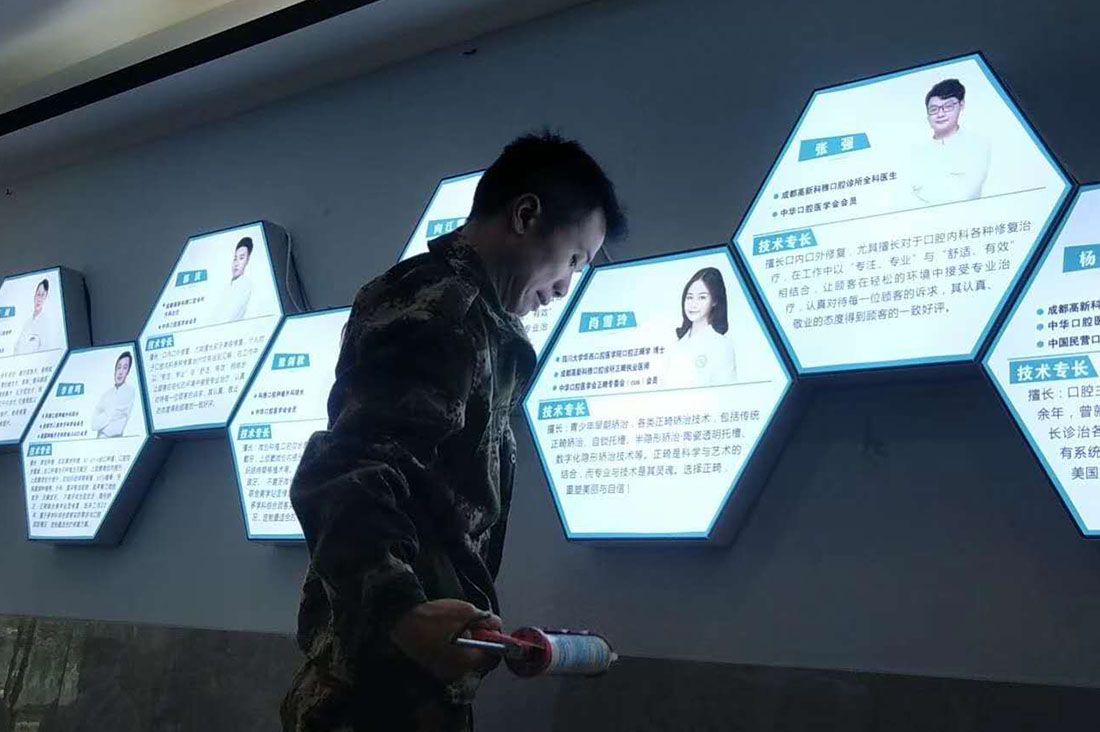 成都燈箱廣告麻豆午夜福利视频安裝
